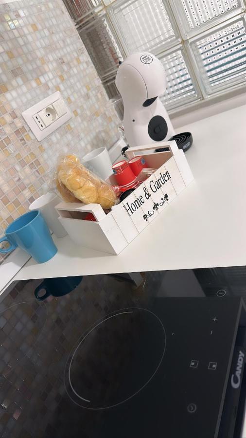La Vie Est Belle Apartment *