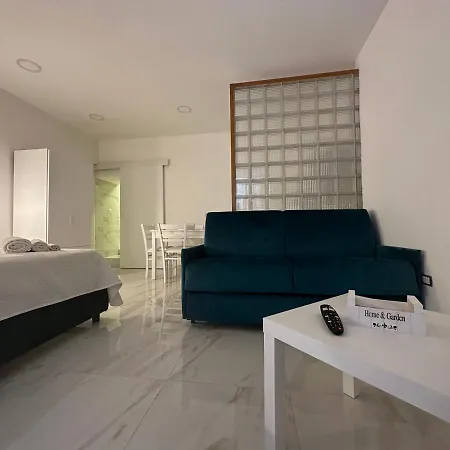 La Vie Est Belle Apartment Naples Exterior photo